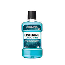 ANTISEPTIC MOUTHWASH LISTERINE COOL MINT 250ml (THAI)
